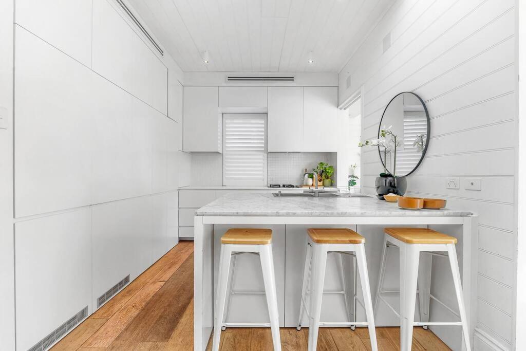 The Dream Beach House Getaway * Sydney